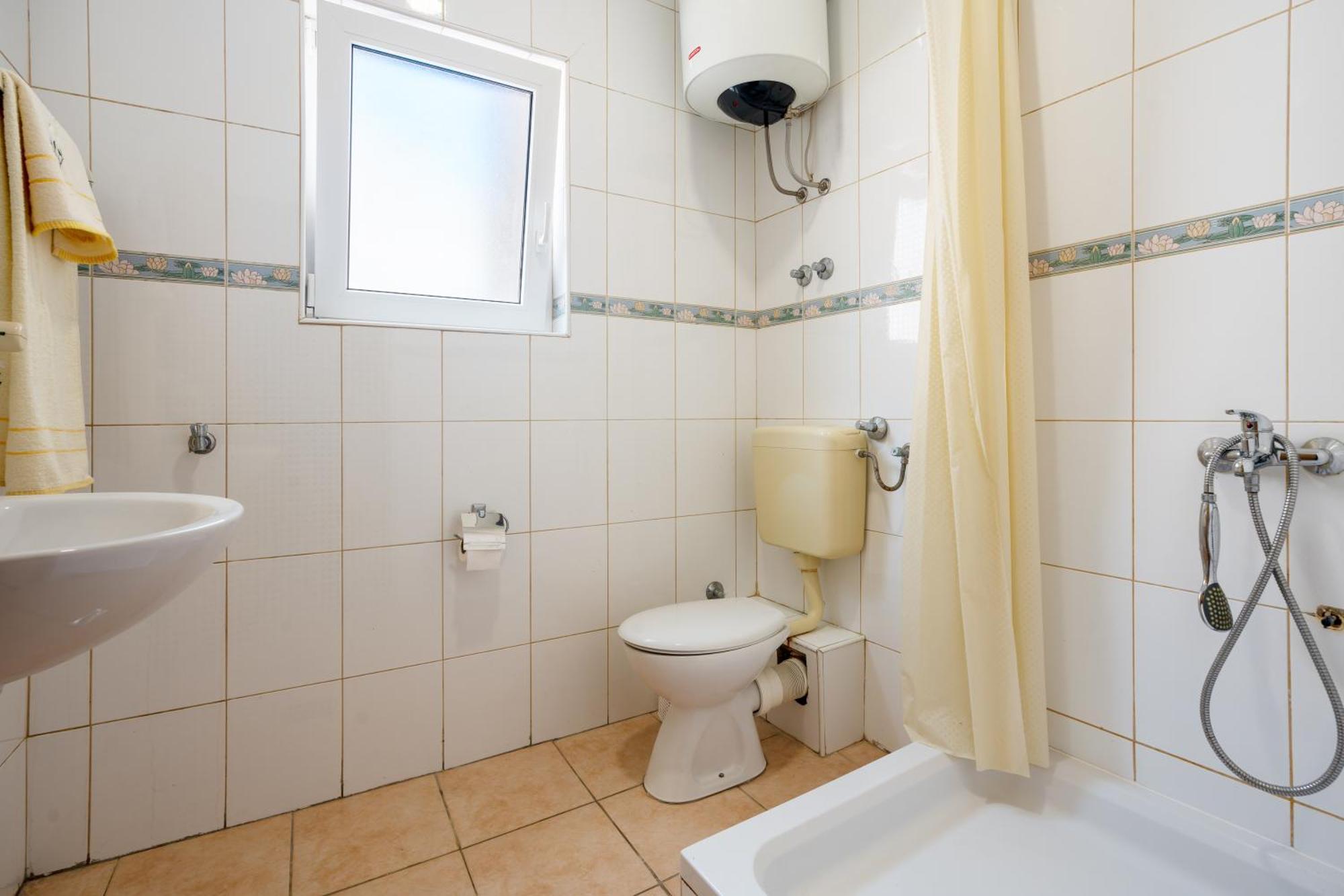 Apartments And Rooms Breeze Neum Room photo